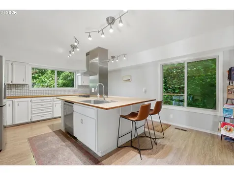 3336 NE Cadet Avenue Portland OR 97220