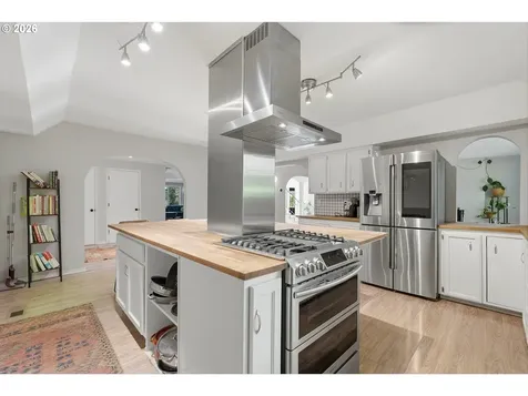 3336 NE Cadet Avenue Portland OR 97220