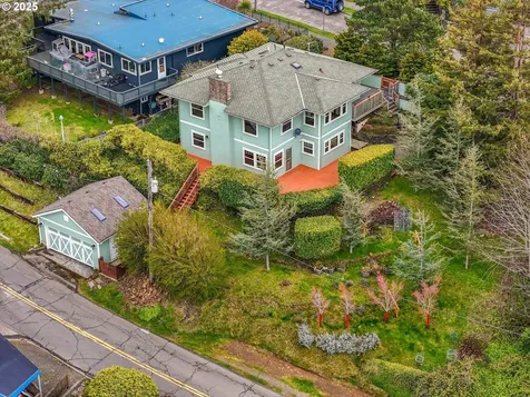 412 Chinook Avenue Astoria OR 97103