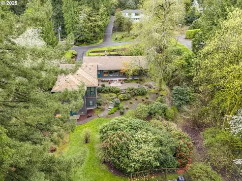 1025 SW Coronado Street Portland OR 97219