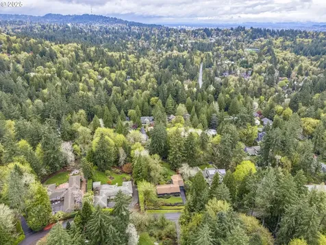 1025 SW Coronado Street Portland OR 97219