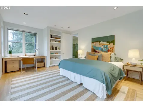 1025 SW Coronado Street Portland OR 97219