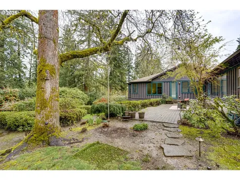 1025 SW Coronado Street Portland OR 97219