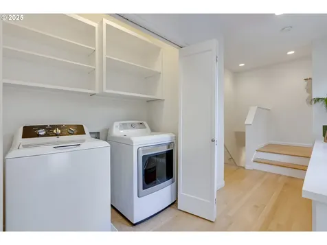 1025 SW Coronado Street Portland OR 97219