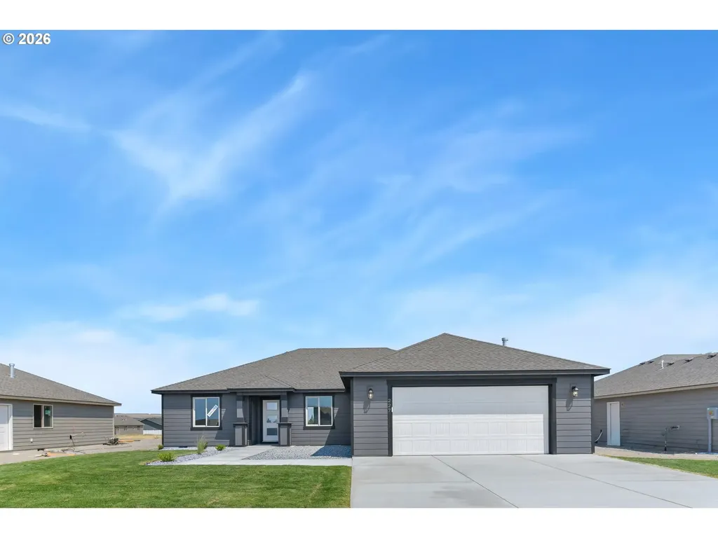 227 SW Goldfinch Lane Boardman OR 97818