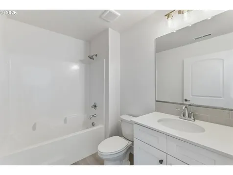 227 SW Goldfinch Lane Boardman OR 97818