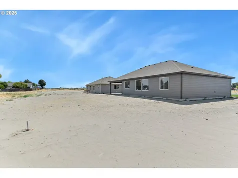 227 SW Goldfinch Lane Boardman OR 97818