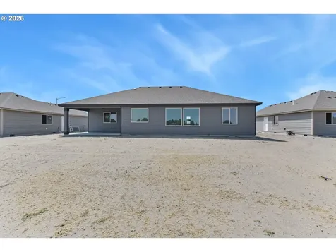 227 SW Goldfinch Lane Boardman OR 97818