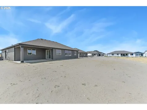 227 SW Goldfinch Lane Boardman OR 97818