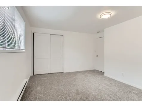 4214 NE Highland Court Portland OR 97218