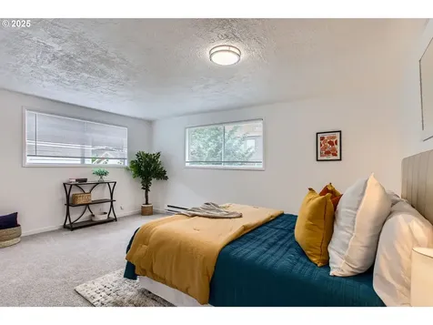 4214 NE Highland Court Portland OR 97218