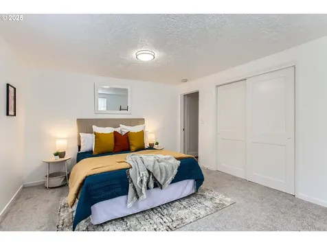 4214 NE Highland Court Portland OR 97218