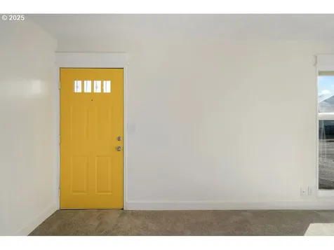 4105 SE 76th Avenue Portland OR 97206