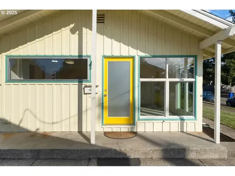 4105 SE 76th Avenue Portland OR 97206