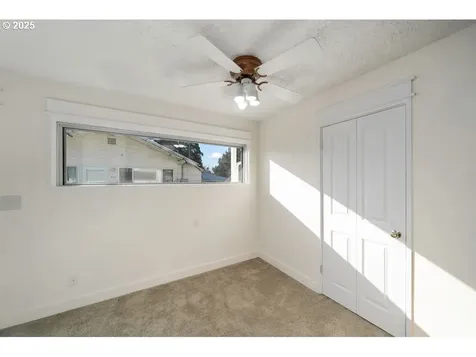 4105 SE 76th Avenue Portland OR 97206