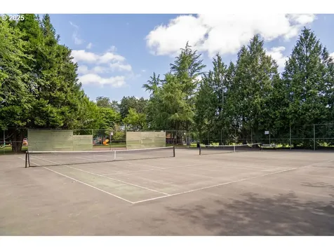 4105 SE 76th Avenue Portland OR 97206