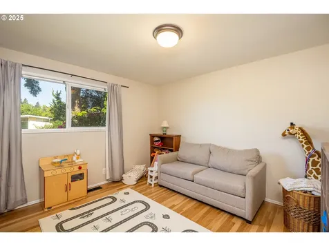 2655 Oxford Court Eugene OR 97404