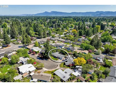 2655 Oxford Court Eugene OR 97404