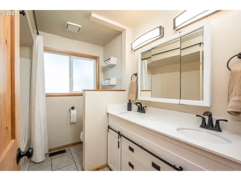 2655 Oxford Court Eugene OR 97404