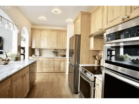 9356 SE 143rd Avenue Happy Valley OR 97086
