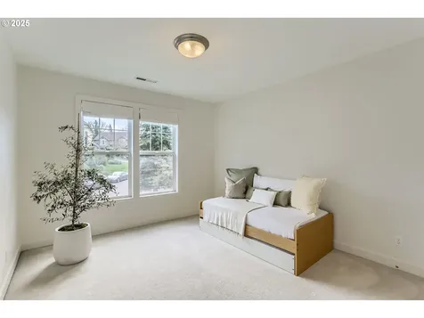 2708 NW Bullfinch Place Portland OR 97229