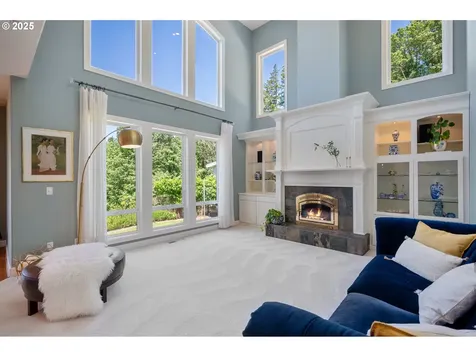 2708 NW Bullfinch Place Portland OR 97229