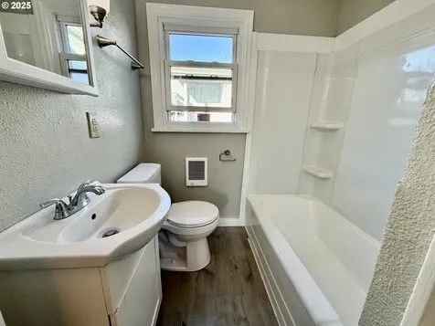 2924 Fir Street Longview WA 98632