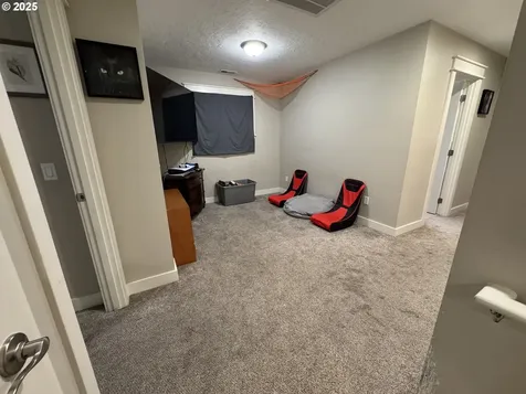 2317 Laura Lane North Bend OR 97459
