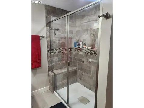 2317 Laura Lane North Bend OR 97459