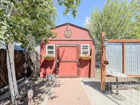699 NE Fieldstone Lane Prineville OR 97754