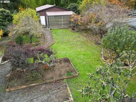 202 NE Fulton Street Roseburg OR 97470
