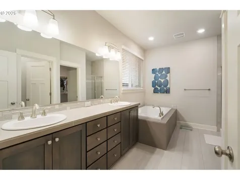 8295 SE Sitka Street Hillsboro OR 97123