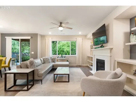 8295 SE Sitka Street Hillsboro OR 97123