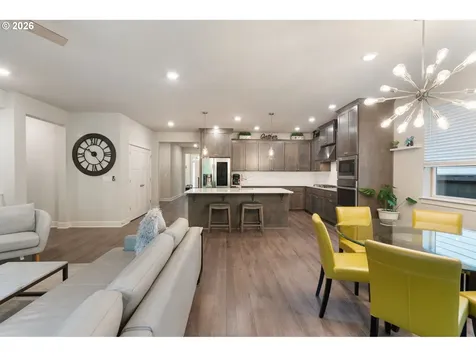 8295 SE Sitka Street Hillsboro OR 97123