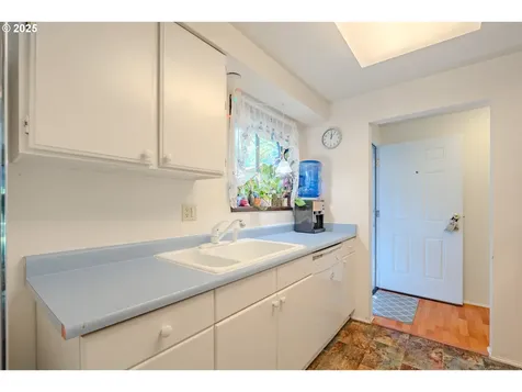 608 NE Pinebrook Avenue Vancouver WA 98684