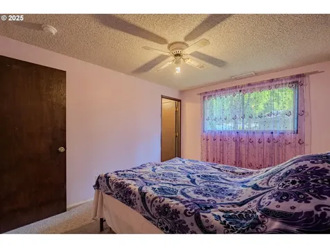 608 NE Pinebrook Avenue Vancouver WA 98684