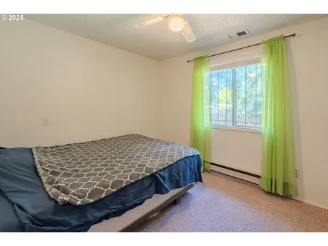 608 NE Pinebrook Avenue Vancouver WA 98684
