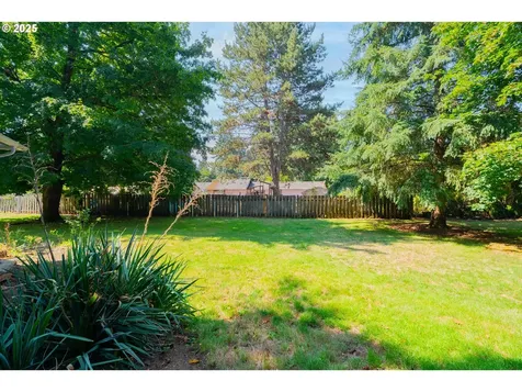 608 NE Pinebrook Avenue Vancouver WA 98684