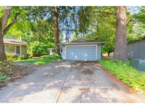 608 NE Pinebrook Avenue Vancouver WA 98684