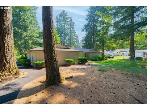 608 NE Pinebrook Avenue Vancouver WA 98684