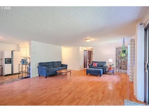 608 NE Pinebrook Avenue Vancouver WA 98684