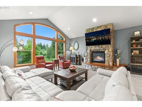 8443 SE Orient Drive Gresham OR 97080