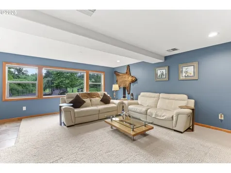 8443 SE Orient Drive Gresham OR 97080