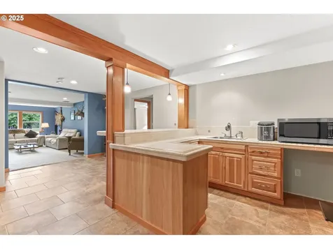 8443 SE Orient Drive Gresham OR 97080