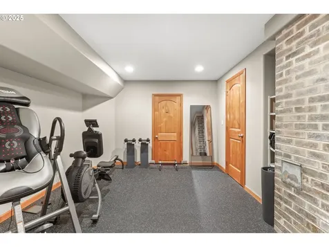 8443 SE Orient Drive Gresham OR 97080