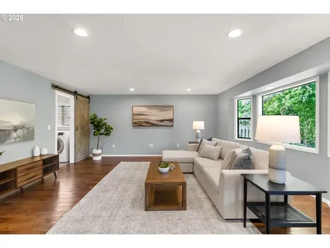 1159 SE 51st Avenue Hillsboro OR 97123
