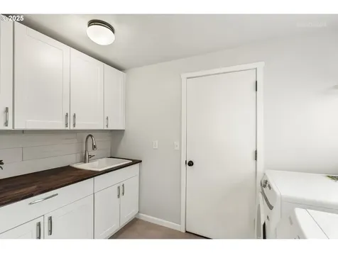 1159 SE 51st Avenue Hillsboro OR 97123