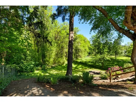 1159 SE 51st Avenue Hillsboro OR 97123