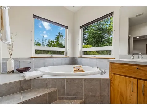 2461 Belle Center Road Washougal WA 98671