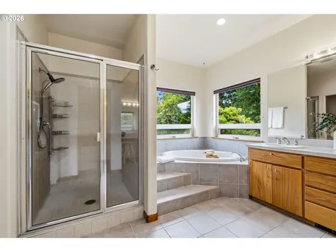2461 Belle Center Road Washougal WA 98671